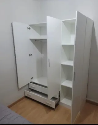 Armario blanco puertas correderas
