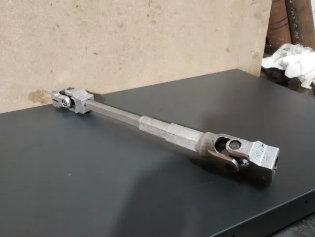 Árbol de Dirección BMW E90 E81 E91 E92 E87