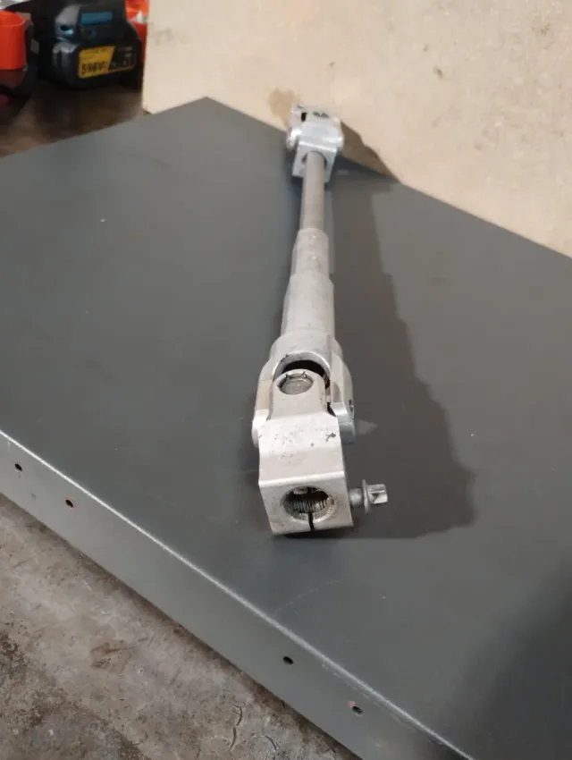 Árbol de Dirección BMW E90 E81 E91 E92 E87