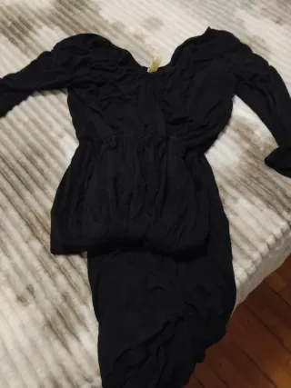Vestido negro manga larga