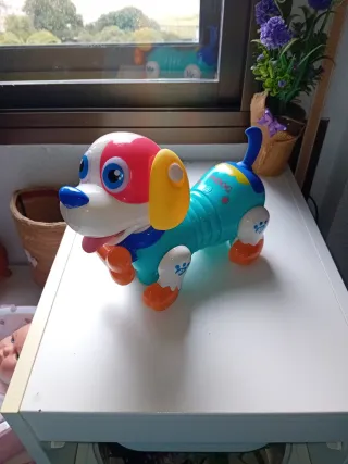 Perro interactivo de juguete