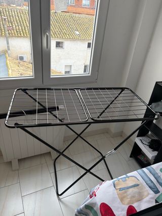 Tendedero plegable metálico negro