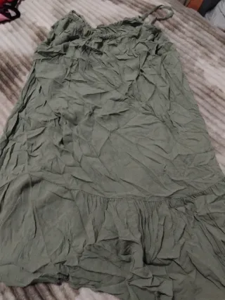 Vestido verde con tirantes