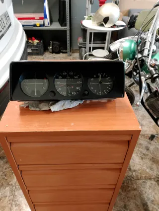 Cuadro relojes BMW E10