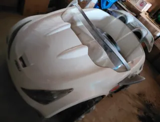 Coche eléctrico infantil blanco