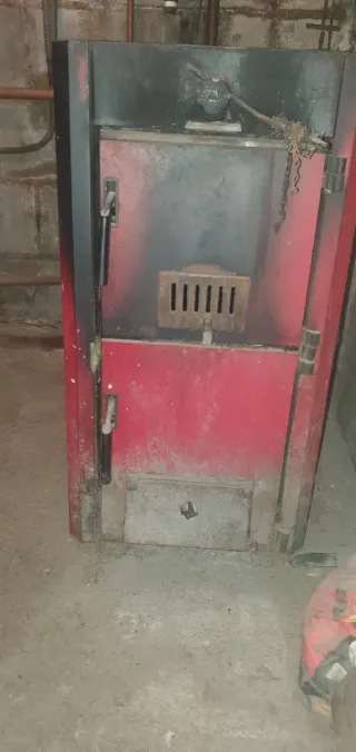 Caldera Roca de leña