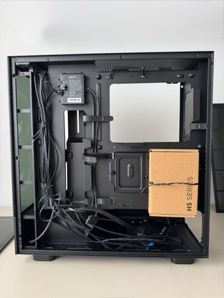 Caja NZXT H5 Elite Negra