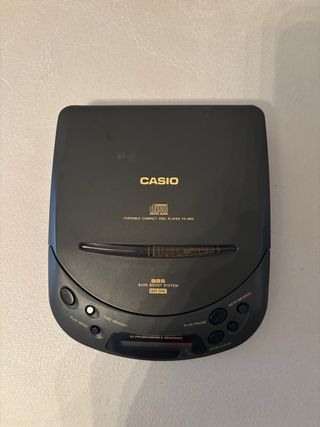 Reproductor CD Portátil Casio PZ-800 de Segunda mano por 33 EUR en