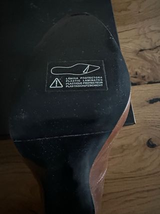 Zapatos de cuero de tacón