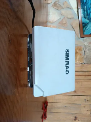 Sonda GPS Simrad NSS7