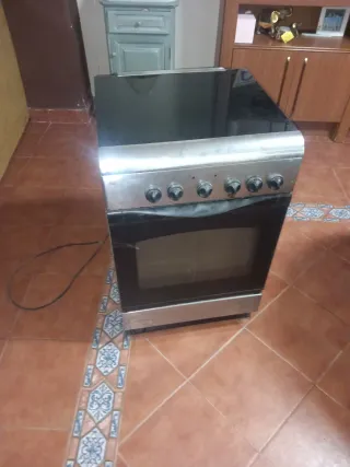 Cocina Gas Horno Eléctrico
