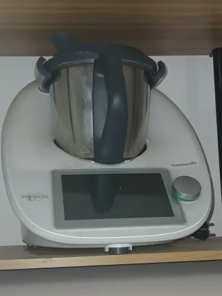Thermomix Vorwerk sin usar + 2 vasos