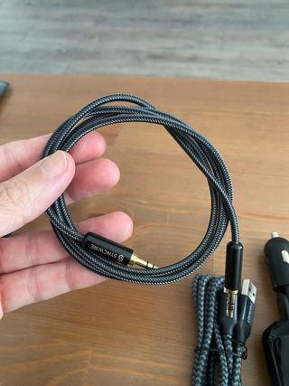 Cargador Coche y Cable Auxiliar Anker