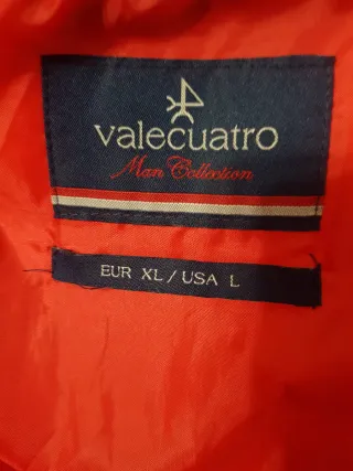 Cazadora acolchada verde con capucha" Valecuatro"