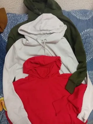 Lote 3 Sudaderas T.M (Primark, Pull&Bear)preci tod