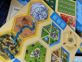 Los Colonos de Catan: Mercaderes y Bárbaros