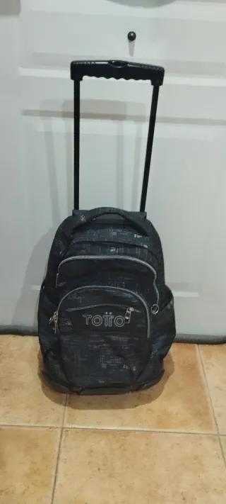 Maleta Carro Totto Negra y Plateada