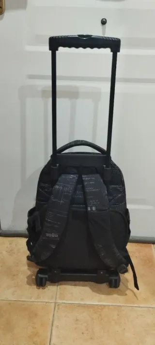 Maleta Carro Totto Negra y Plateada