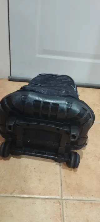 Maleta Carro Totto Negra y Plateada