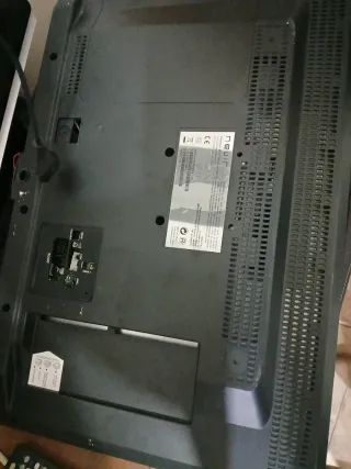 Televisor Nevir Negro