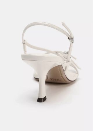 Sandalias de tacón blancas