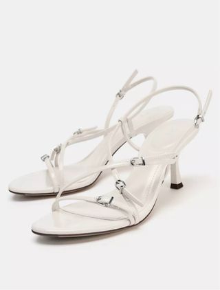 Sandalias de tacón blancas