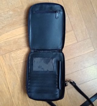 Bolso piel negro hombre