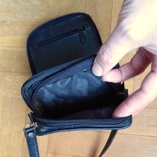 Bolso piel negro hombre