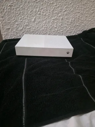Xbox One S Blanca