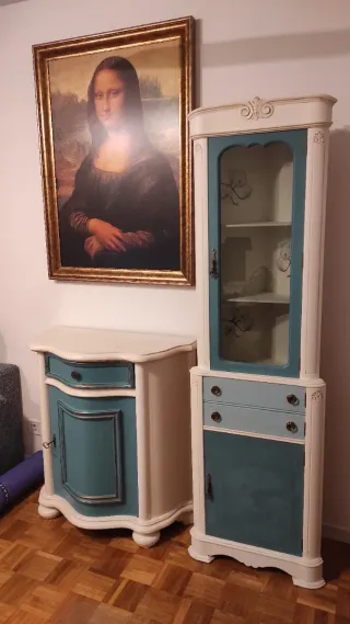 Mueble vitrina y aparador madera maciza