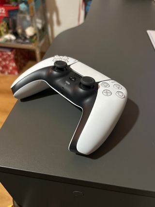 Playstation 5 slim con mando