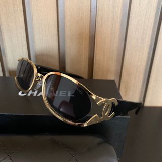 Gafas de Sol Chanel Doradas