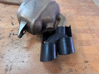 Tubo de escape Porsche Macan