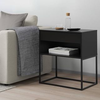 Mesita de noche IKEA VIKHAMMER negra