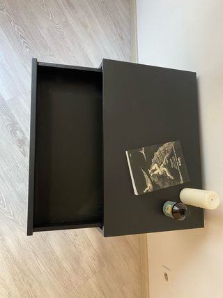 Mesita de noche IKEA VIKHAMMER negra