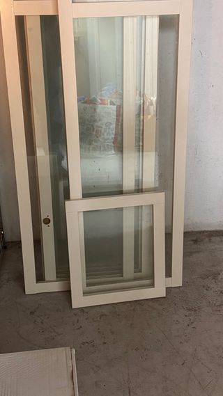Puertas cristal Ikea Billy blancas