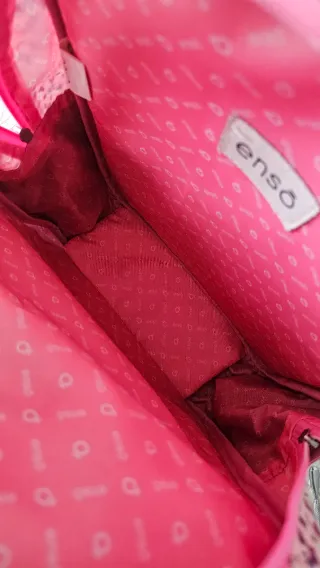 Mochila escolar y estuche a juego