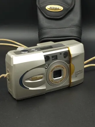 Cámara Analógica Nikon Lite-Touch Zoom 110s compac
