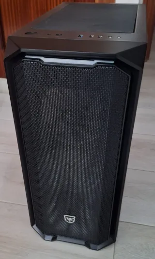 PC Sobremesa Negro RGB