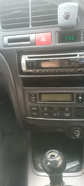 Hyundai Elantra 2002