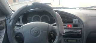 Hyundai Elantra 2002
