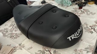 Asiento Royal Triumph Bonneville