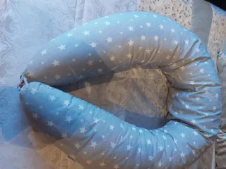 Cojín de lactancia Nimo estrellas