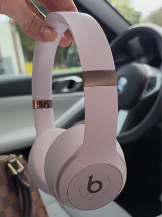 Auricolari wireless Beats Solo 4 Rosa Nube