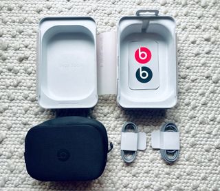 Auricolari wireless Beats Solo 4 Rosa Nube