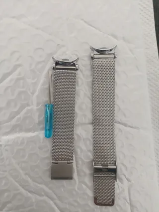 Pulsera de malla plateada para reloj digital