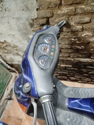 Moto Aprilia 50 Scooter