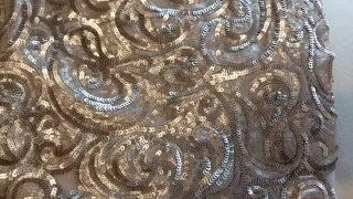 Top de tirantes con lentejuelas.