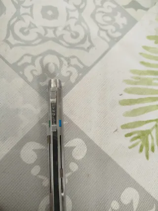 Bolígrafo alemán antiguo multicolor