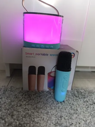 Altavoz Portátil Inteligente con 1 Micrófono